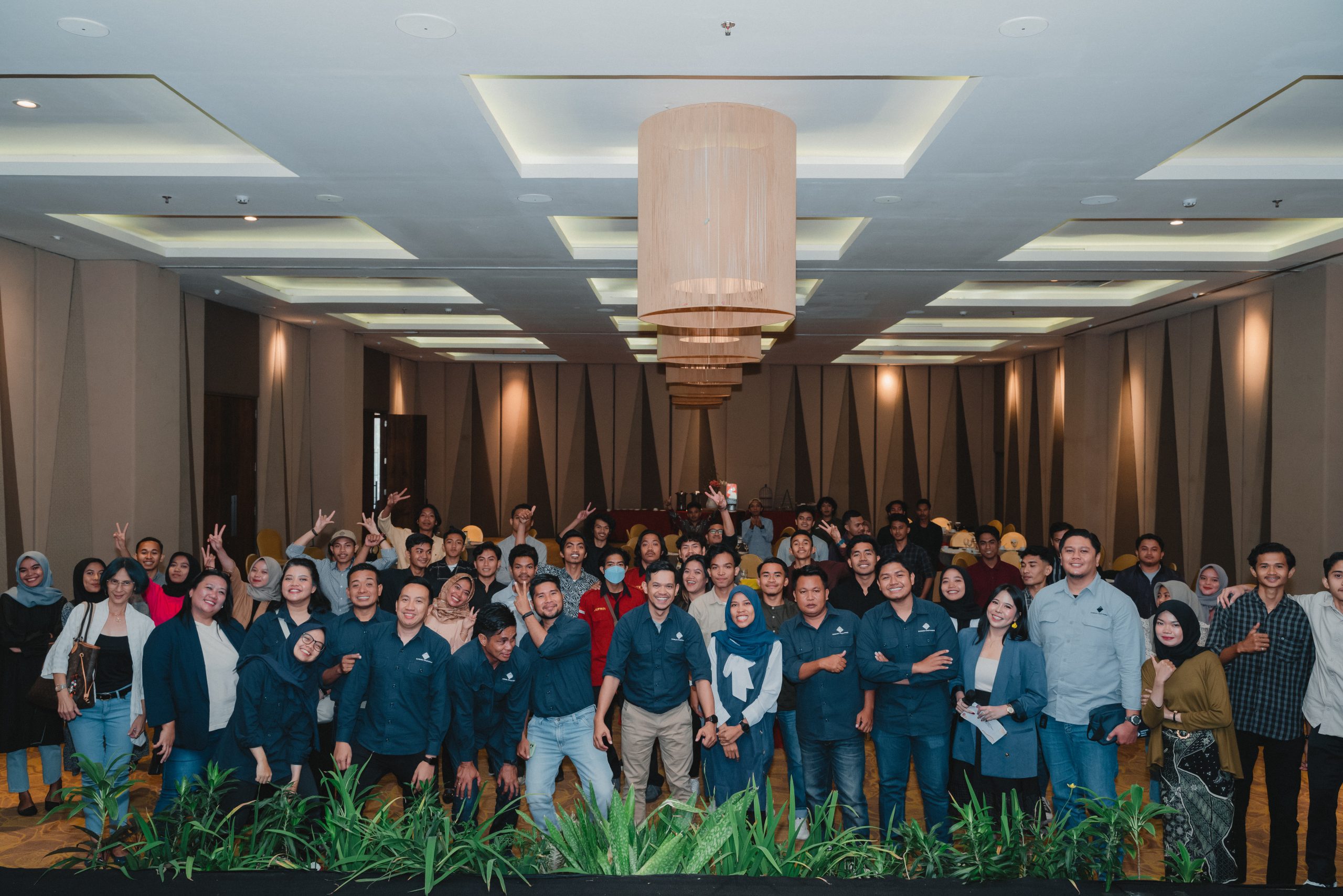 PT STM Holds Career Development Seminar for Dompu Students in 3 Cities