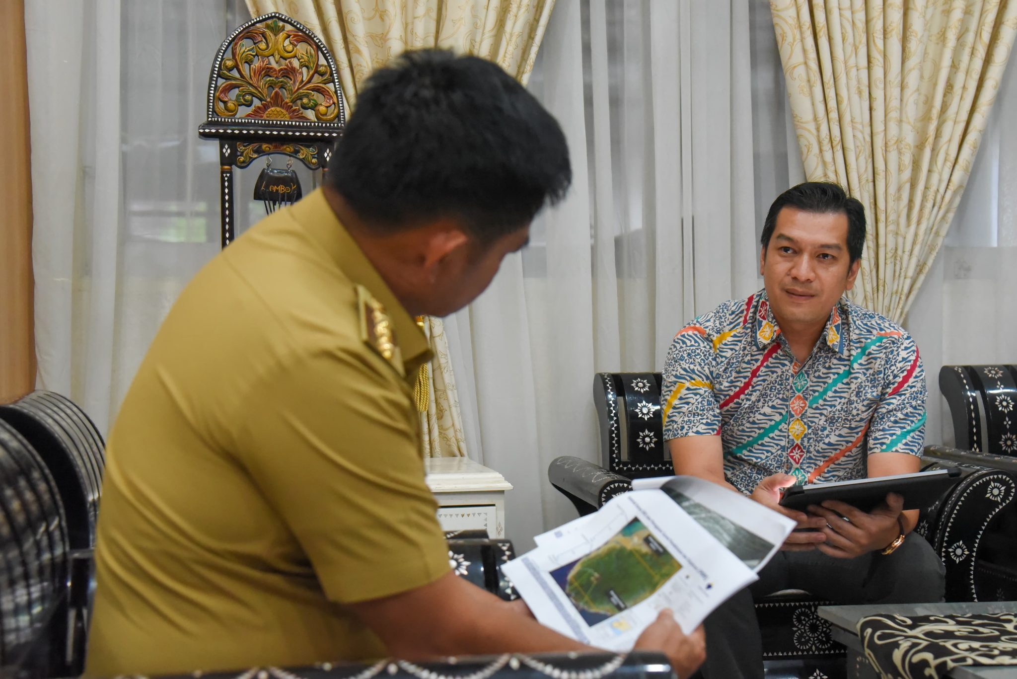 pertemuan-stm-dan-pj-gubernur-ntb-2-2048x1367 pertemuan-stm-dan-pj-gubernur-ntb-2-2048x1367